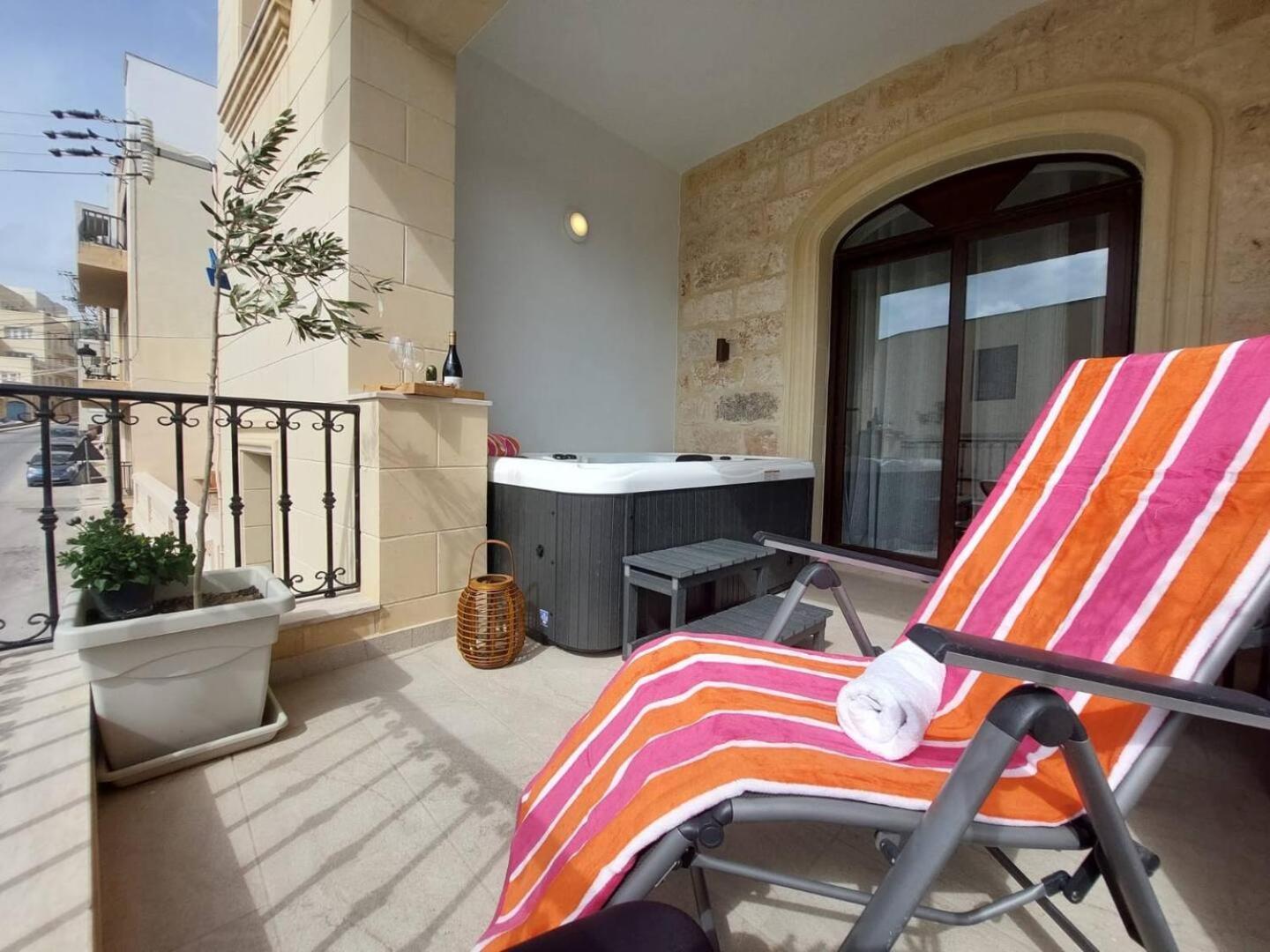 Fl 2 Ta'Lonza Luxury With Hot Tub By Homely Mellieha Exterior foto